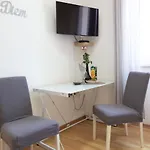 Lilly Studio Apartments